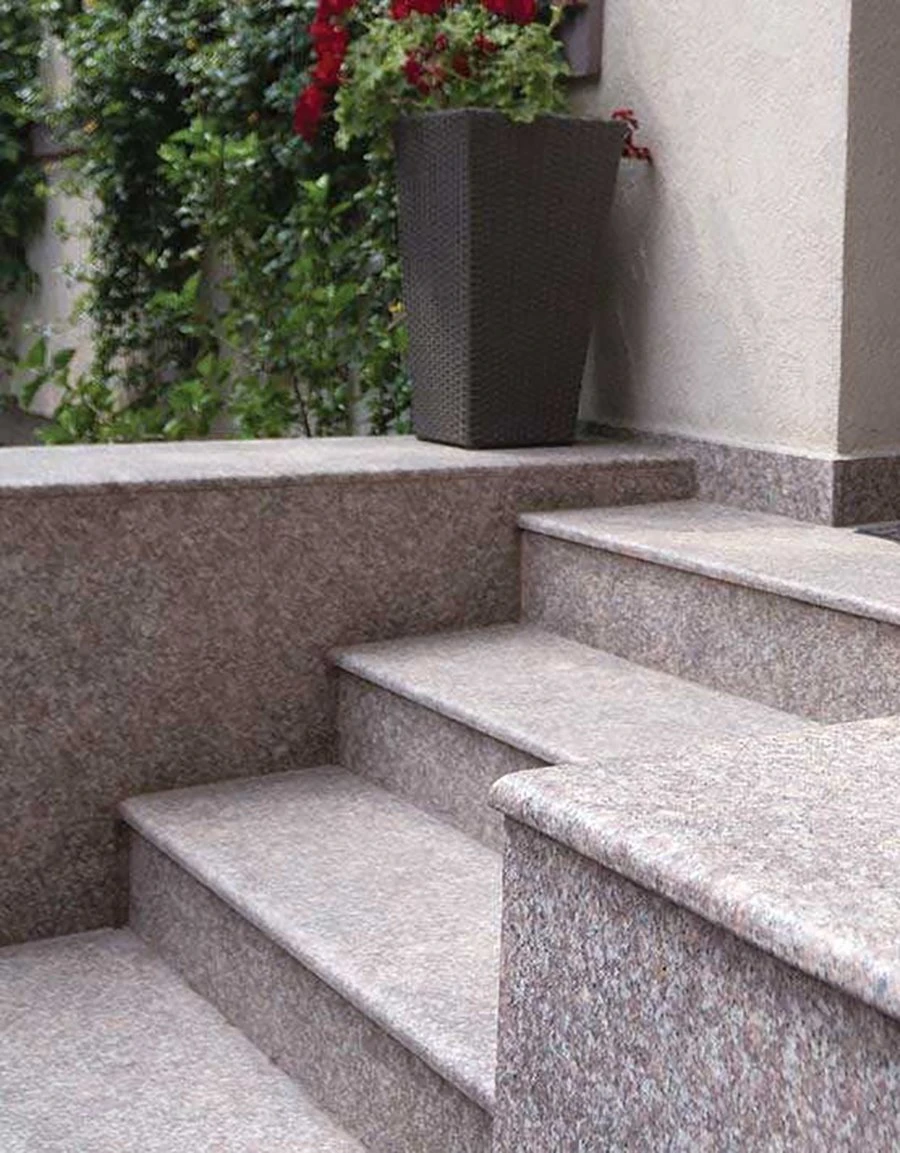 Peach Red Granite Stairs 03